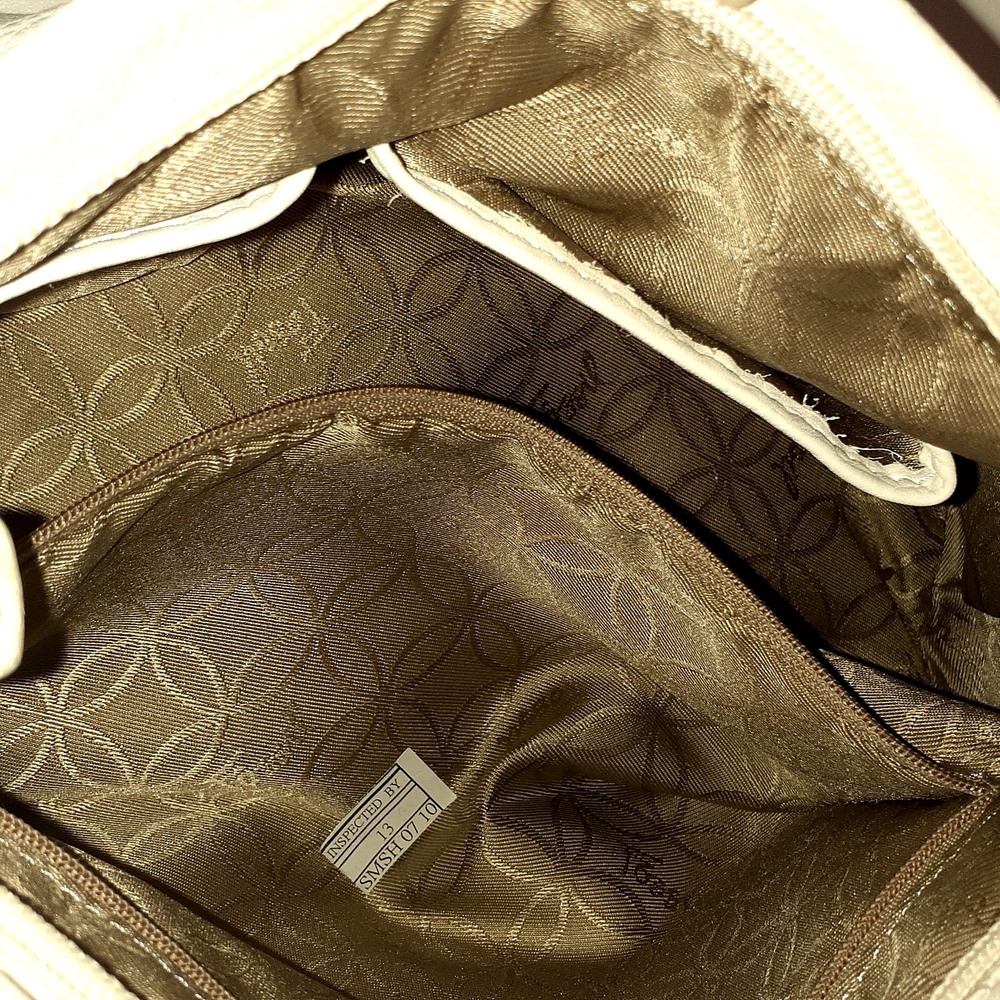 Fossil Cream Leather Shoulder Bag - Picture 4 of 11